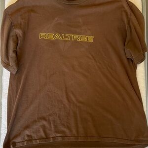 Realtree Men's Chocolate Brown Tee with Gold Logo